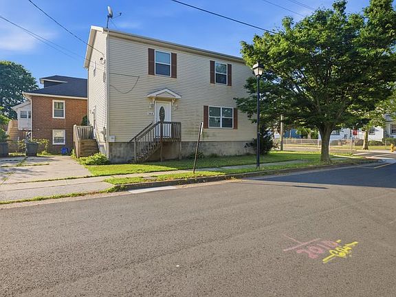 2nd image of 2010 Grammercy Ave