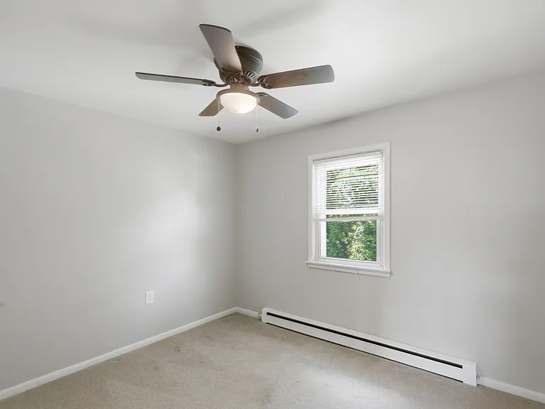 35 Fountain Ave — Photo 19
