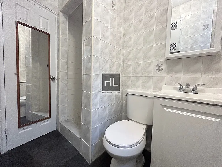 7224 72nd Ct #1 — Photo 12