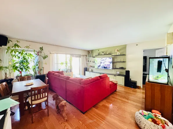 64-34 Grand Cent Parkway image 2 of 11