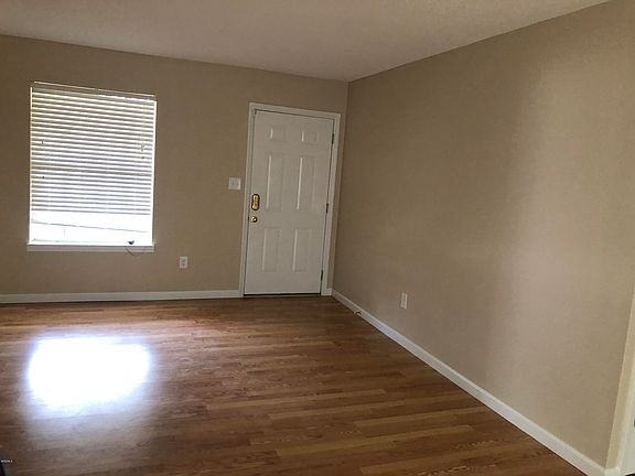 5th image of 3813 Alandale St