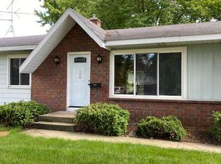 7928 Park Lane Ave, Jenison, MI 49428