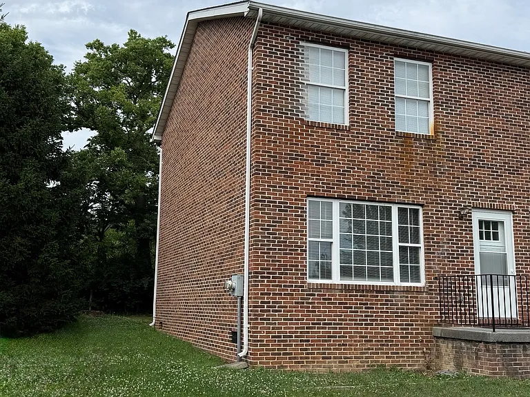 1014 Bridle Ct #1 — Photo 8