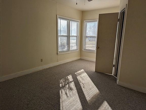 5th image of 1409 S Van Buren St