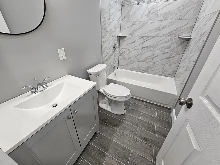 1254 Carroll St — Photo 10