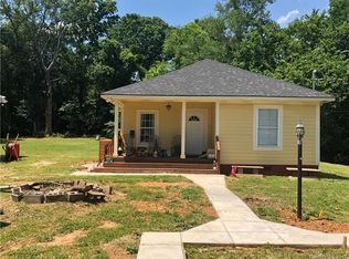 914 Kl Pope Rd, Belmont, NC 28012