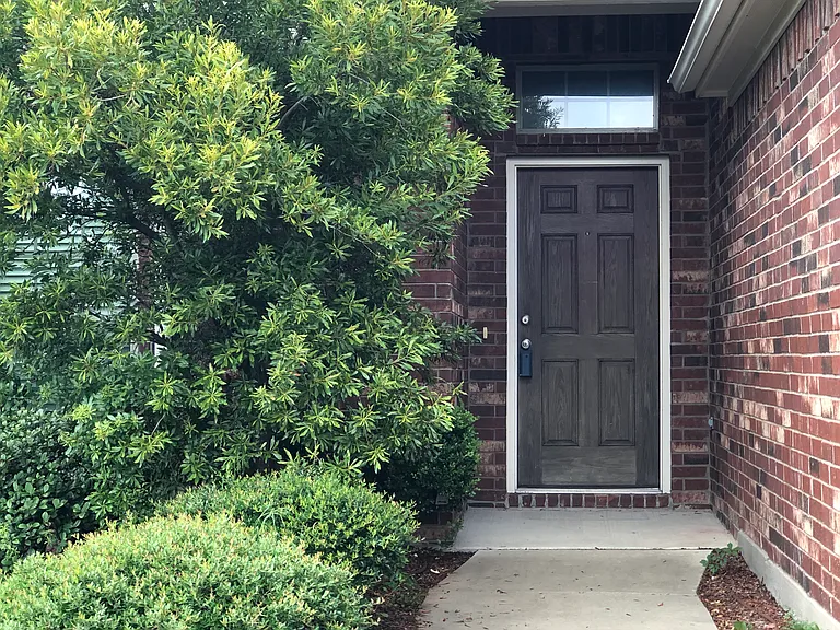 5004 Diamond Peak Ct — Photo 2