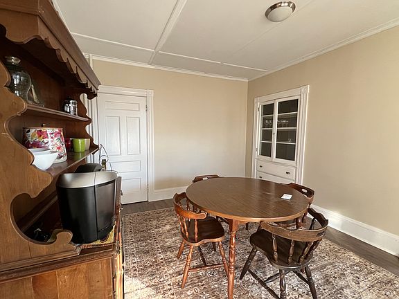 2nd image of 23 Vine St #1