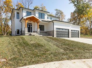 709 Bridgeview St, Polk City, IA 50226