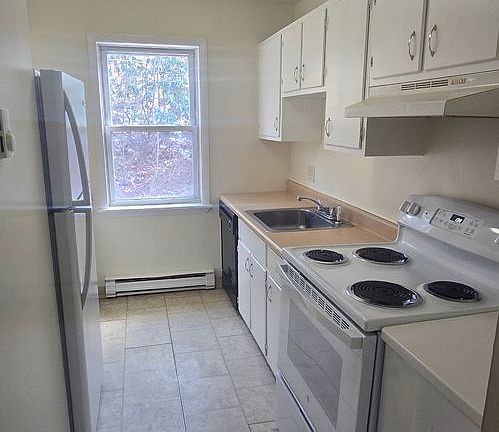 5th image of 404 Woodcliff Ave #3202