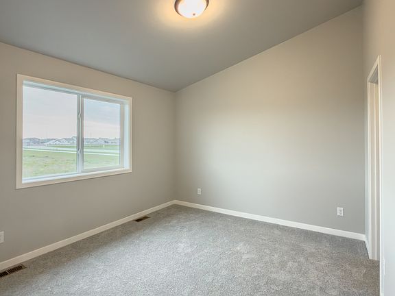 5th image of 6224 86th Ave S