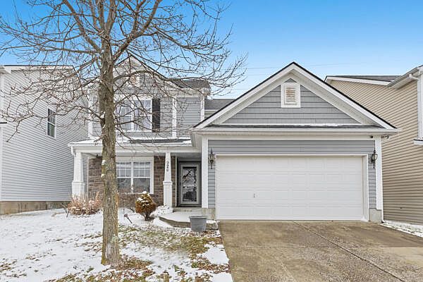 1st image of 920 Applecross Dr