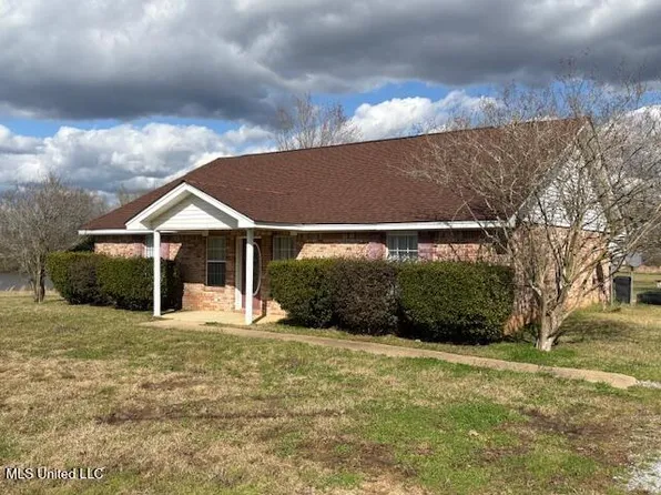 5215 Old Hillsboro Rd, Forest, MS 39074