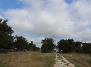 1384 Upper Elgin River Rd, Elgin, TX 78621