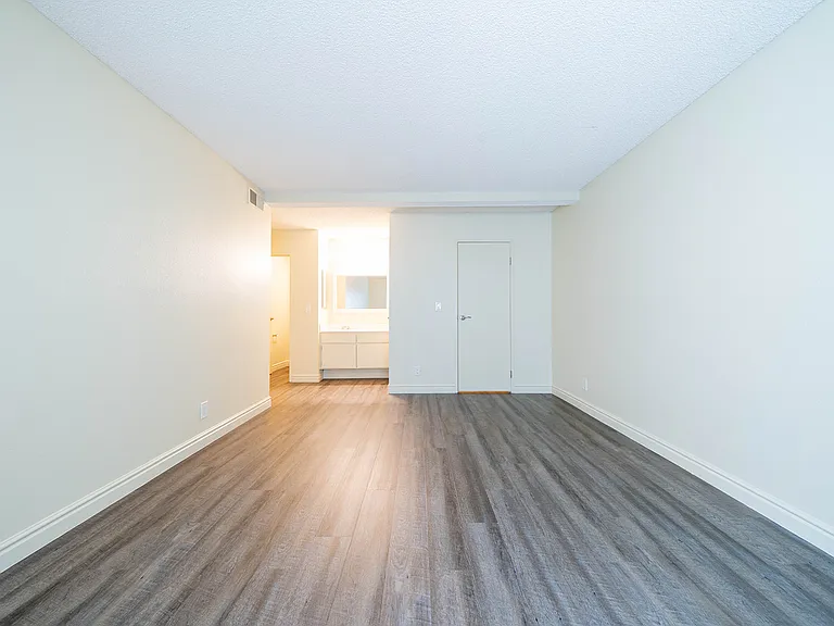 1245 Palomar Pl #86 — Photo 12