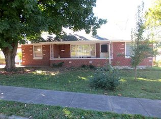 225 S Landrum St, Mount Vernon, MO 65712