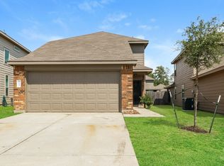 512 Meadow Park Ln, Willis, TX 77378