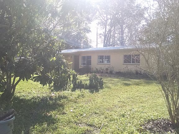 3rd image of 1215 NE 20th Ave
