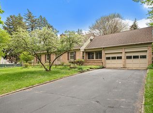 1524 32nd St SE, Grand Rapids, MI 49508