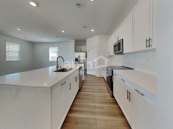 4th image of 8414 Buckskin Cliff Ave