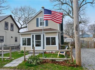 213 Ottawa Ave, Warwick, RI 02889