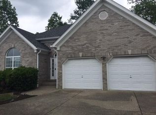 7002 Ridge Farm Ct, Louisville, KY 40291