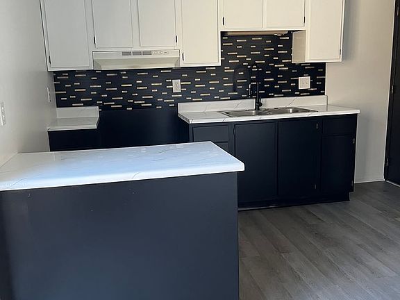 5th image of 6 Morningside Dr APT 25