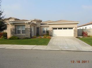 9208 Via Lugano, Bakersfield, CA