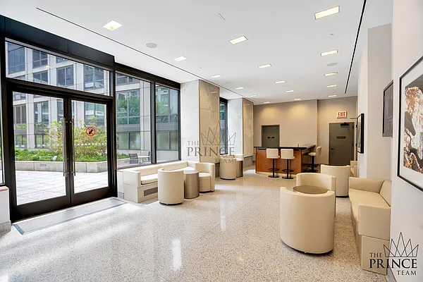 Sold by Compass | media 39