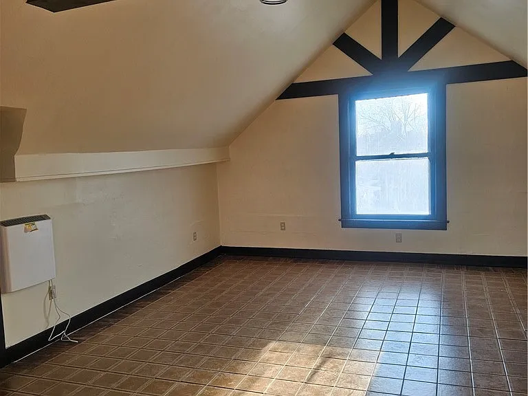 714 Buffalo Ave #5 — Photo 3