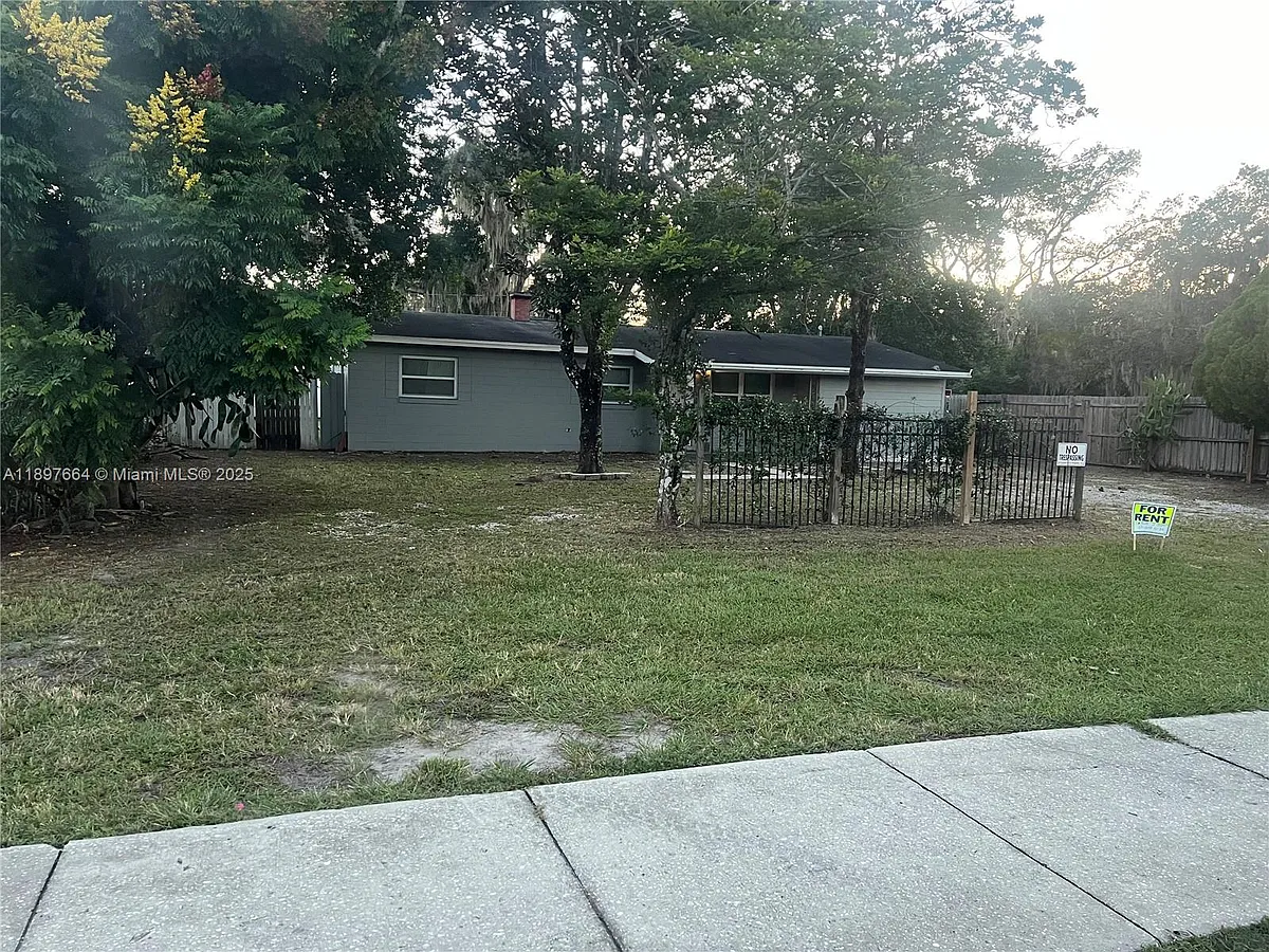 Building Photo - 6632 Edgewater Dr