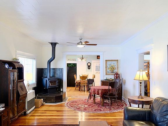 4th image of 520 N Quincy Ave