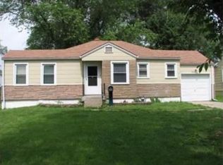 8402 Blue Ridge Blvd, Kansas City, MO 64138
