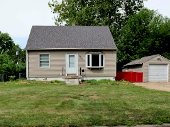 1403 Winding Ln, Champaign, IL 61820