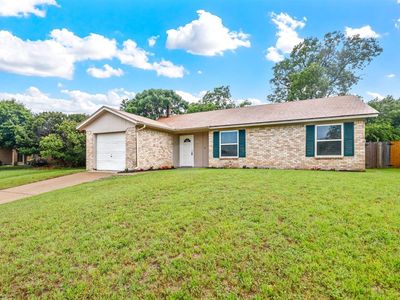 816 Reveille Rd, Fort Worth, TX, 76108