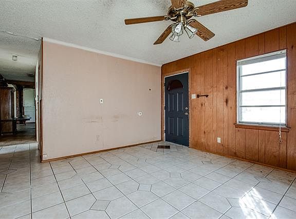 3rd image of 109 Dallas Dr