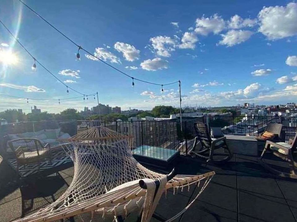 1st image of 1467 Bedford Ave #4