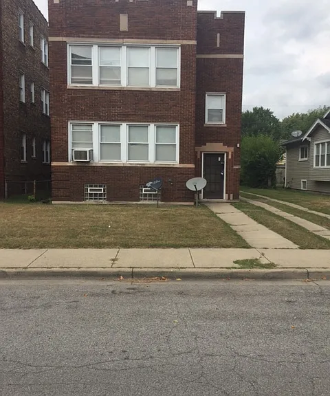 7 Ruth St #1 — Photo 1