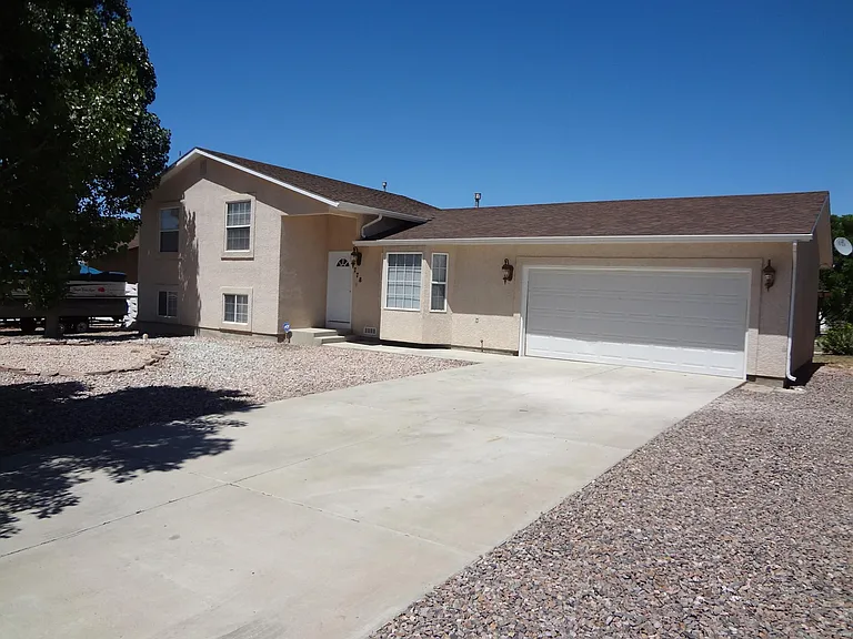 778 S Kline Dr — Photo 1