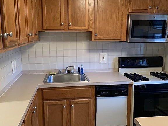 3rd image of 315 Neponset St APT 77