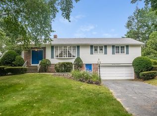 127 S Branch Pkwy, Springfield, MA 01118