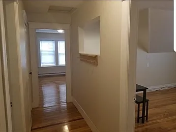 1060 Pleasant St #3 — Photo 4