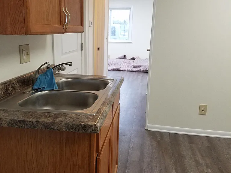 500 E Lansing Rd — Photo 5