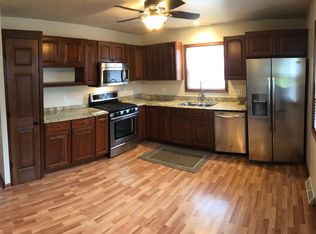 1236 N 10th Ave, West Bend, WI 53090