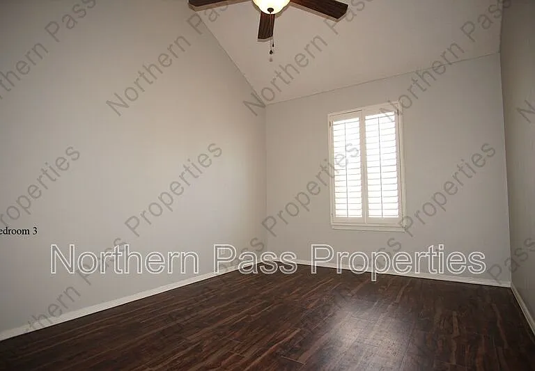 10932 Acoma St — Photo 24