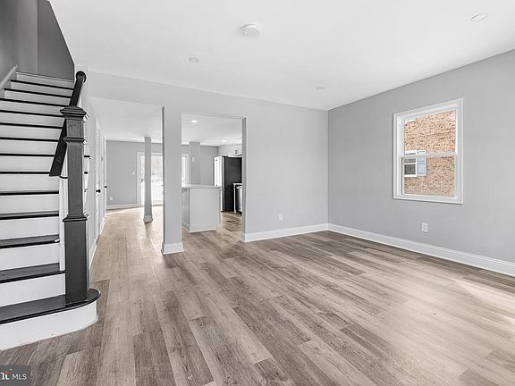 4th image of 1172 Jefferson Ct
