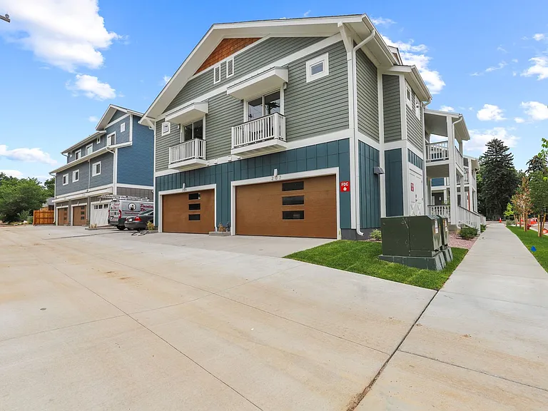 202 W Baseline Rd — Photo 16