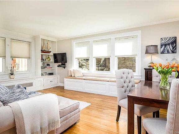 02 54 Sagamore Rd 1F Bronxville Full Res.jpg