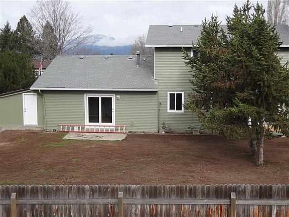 3rd image of 642 W Artemos Dr