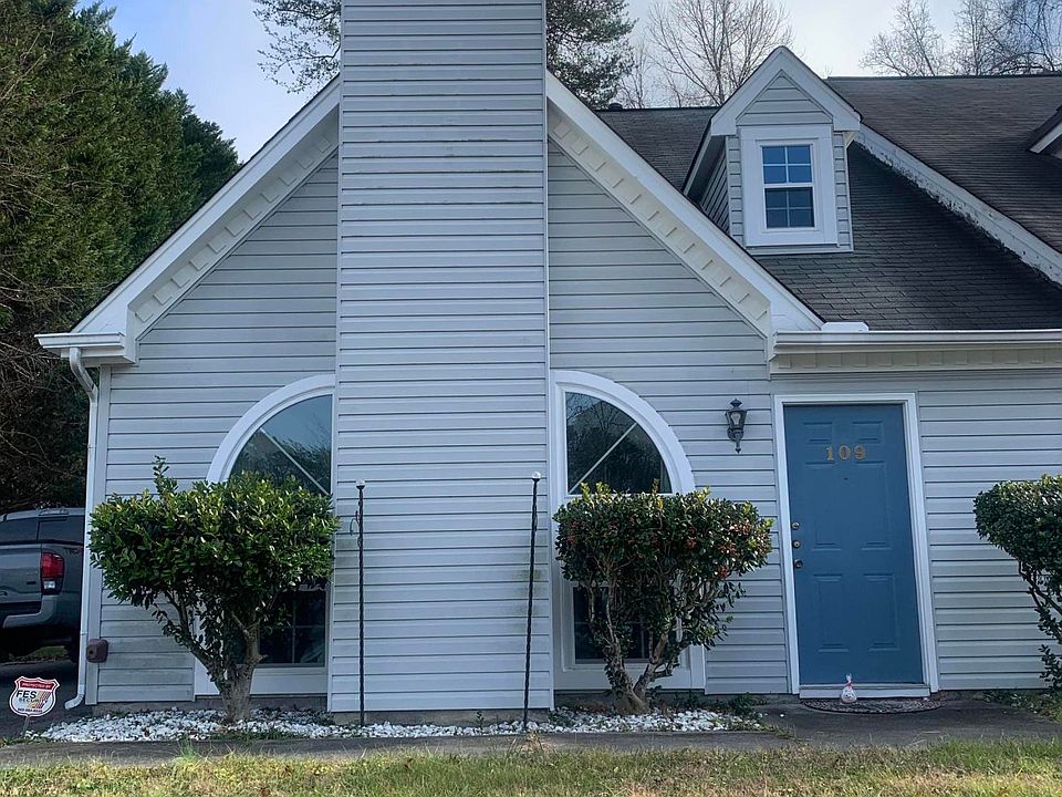 1st image of 109 Hanover Pl